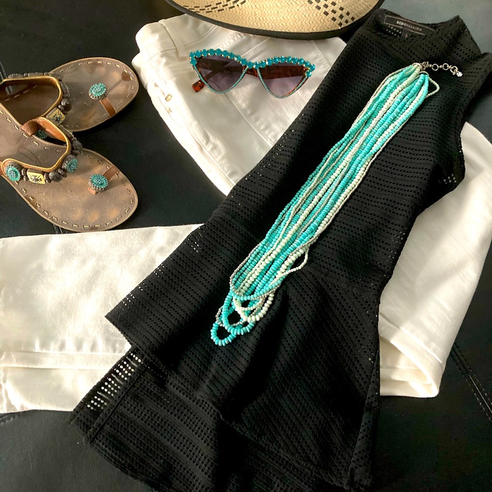 BCBG Maxazria Size L Black Top Fabulous for Travel❣️